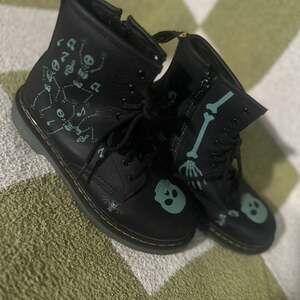 Dr. Martens 1460 Junior Skelly Print Leather Lace Up Boots Black